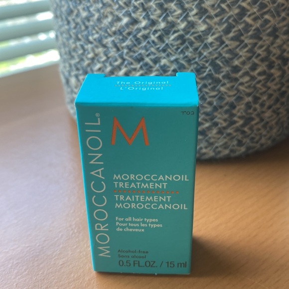 Moroccanoil Treatment for All Hair Types Alcohol-Free 15ml - Picture 4 of 10